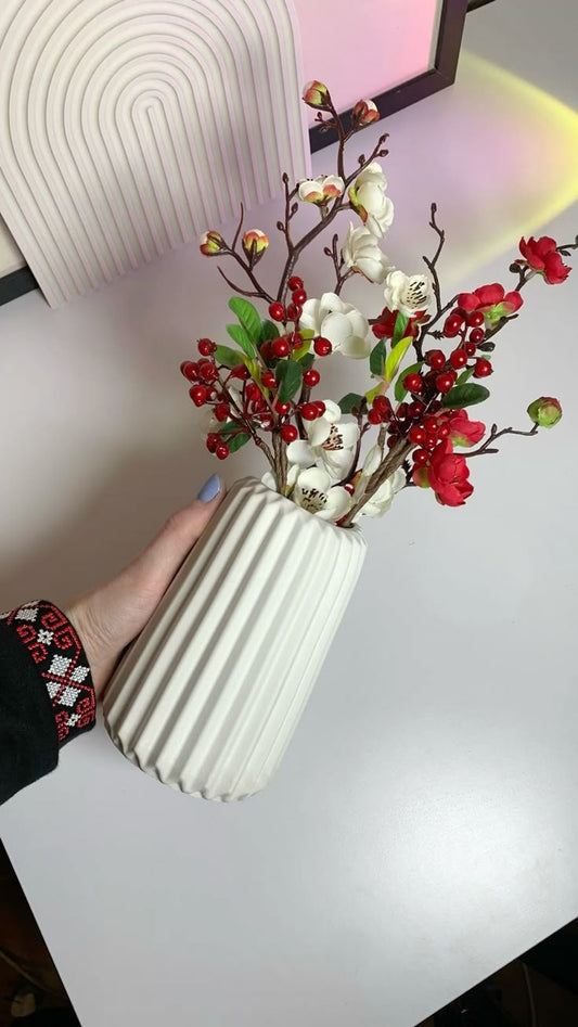 Handmade Cement Flower Vase – Minimalist Striped Design, Durable Decorative Vase for Home & Tabletop, Perfect for Dried Flowers or Artificial Plants